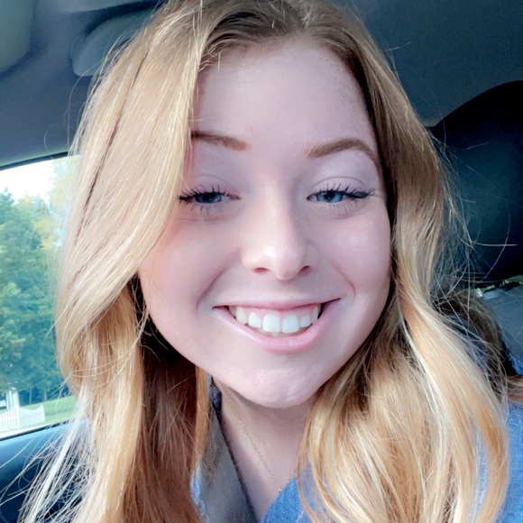 Meet your Posher, Josie - Picture 1 of 5
